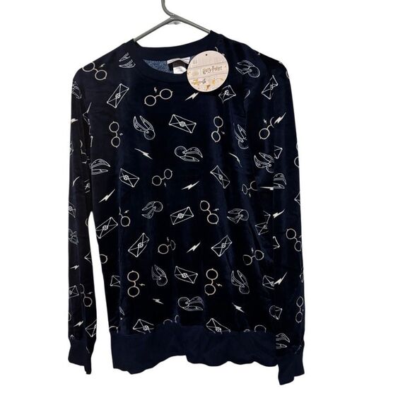 Harry Potter Wizarding World Size Women’s Small 2 Piece Pajama Set *New* - Picture 2 of 9